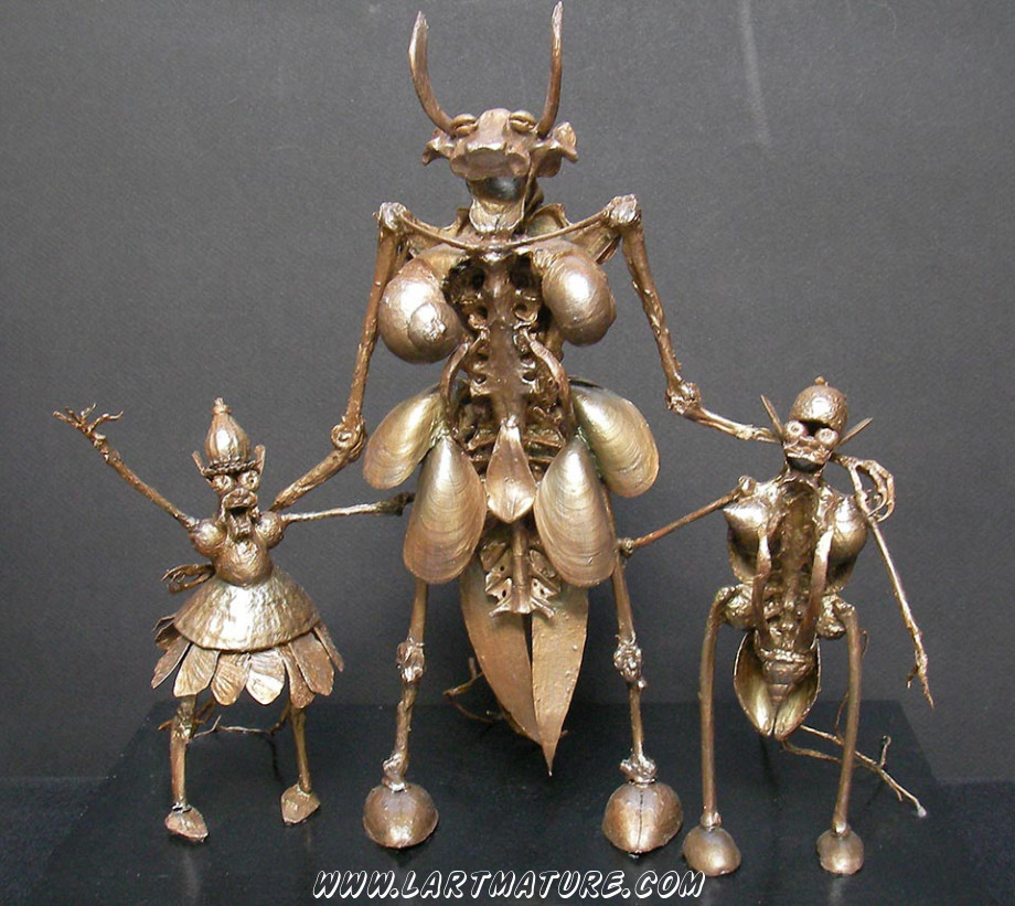 La Maman qui rit - -Assemblage de Jean-Paul Minster